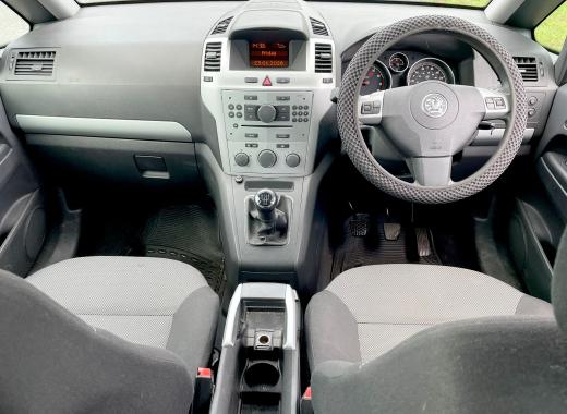 2010 VAUXHALL ZAFIRA