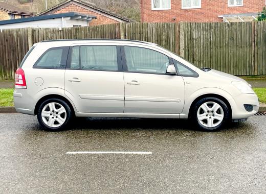 2010 VAUXHALL ZAFIRA